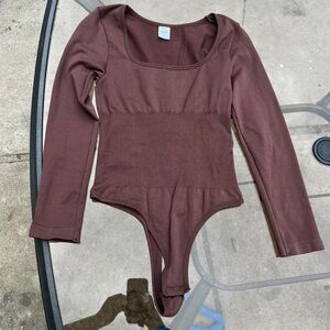 Elegant Brown Long Sleeve Bodysuit!